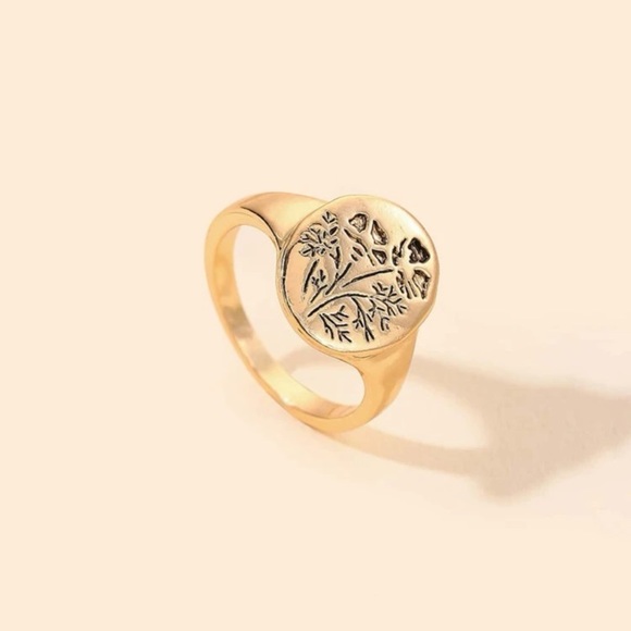unbranded Jewelry - 💕 3 for $30: Gold Flower Signet Ring